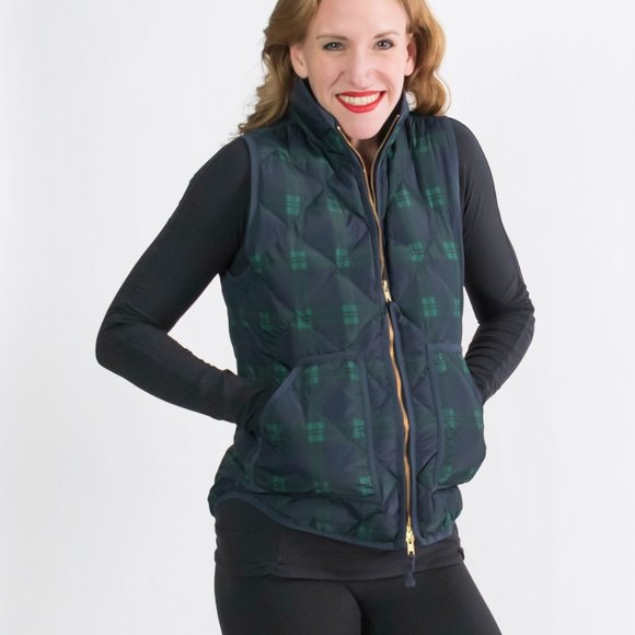J. Crew Puffer Vest in Blue Green Plaid Excellent Condition Snap Pockets Size XS - Picture 1 of 12